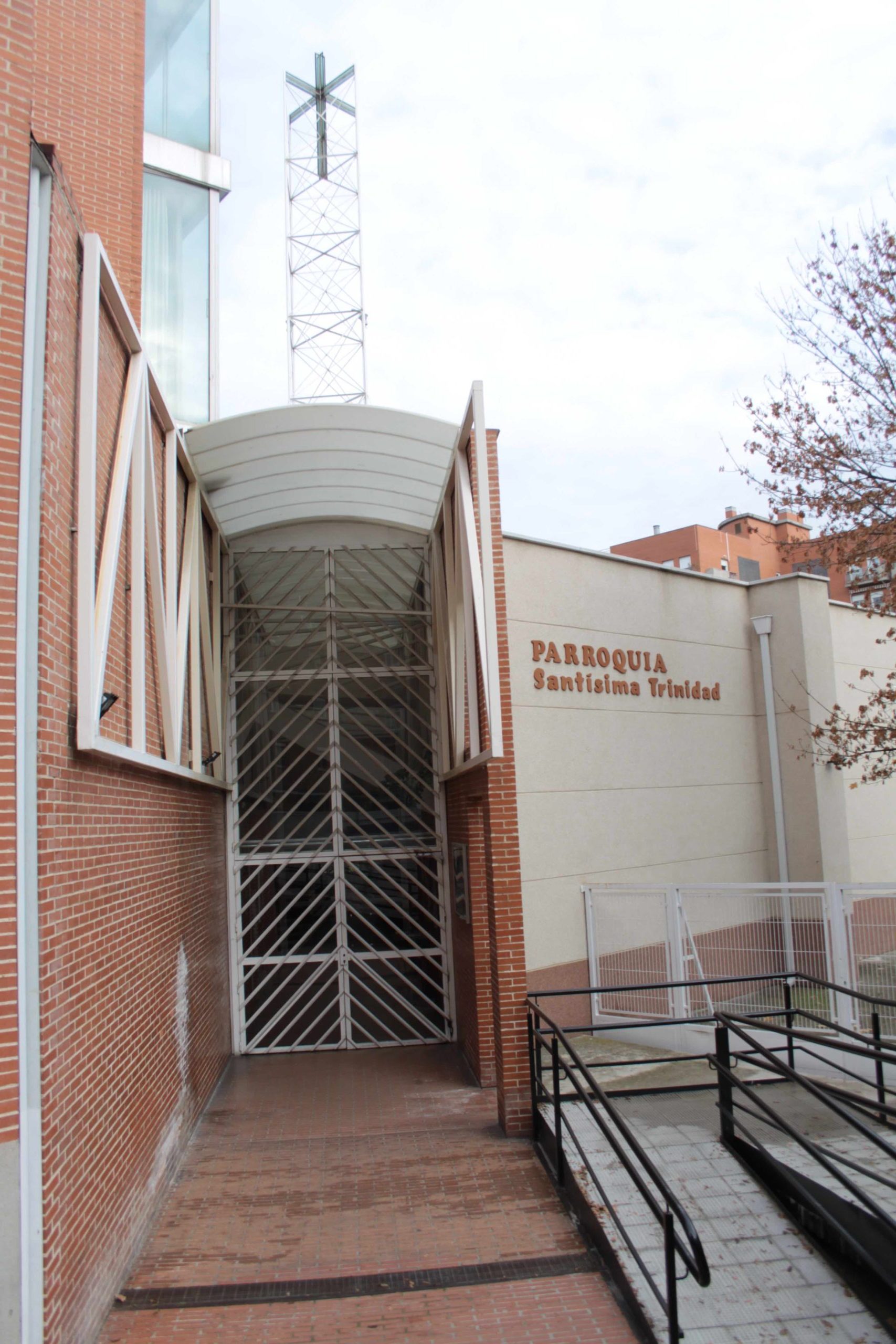HISTORIA - Parroquia Santísima Trinidad de Madrid